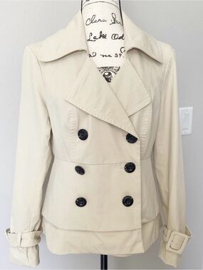 Women’s Double Breasted New York & Company Cropped Trench  Coat Jacket Small